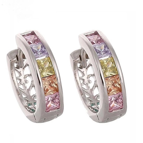 NEW!💙💎🌈PASTEL RAINBOW COLORS🌈💎💙SILVERY HOOPS - Picture 6 of 7